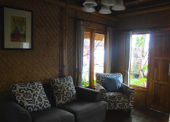 Beachouse * Lovina Beach